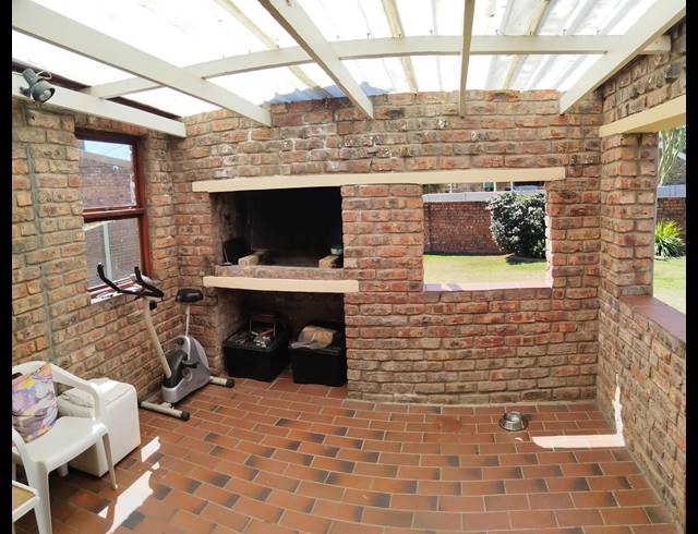 3 BEDROOM HOUSE FOR SALE IN STRELITZIA PARK